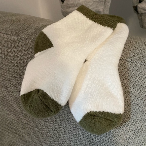 NEVER WORN BABY SWEATSUITS - Picture 6 of 10